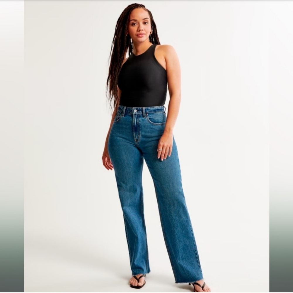 Abercrombie & Fitch Curve Love 90s Relaxed Jeans - 28/6 Extra Long